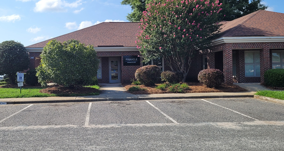 Pinnacle Dermatology - Monroe