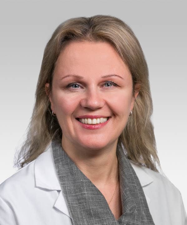 Jelena Ozegovic Headshot