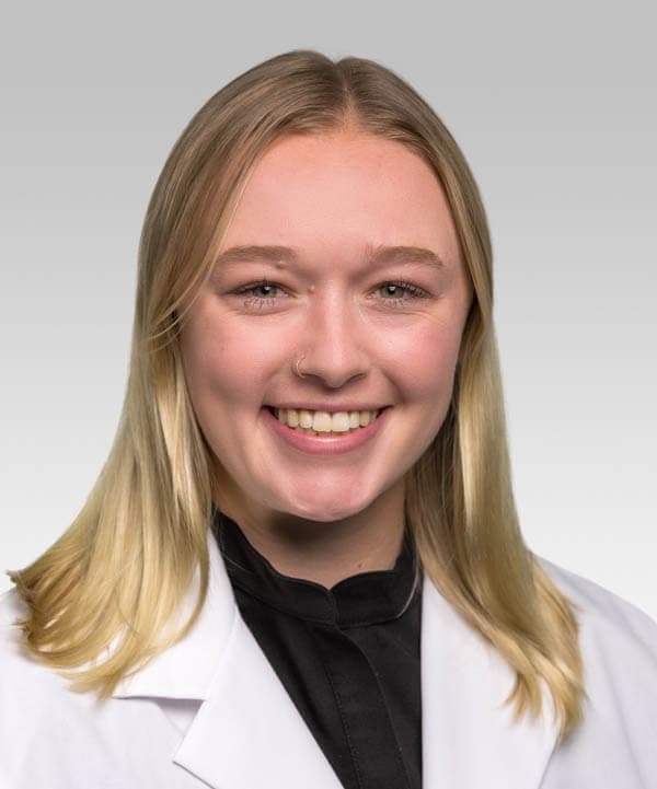 Erika Grinde Headshot