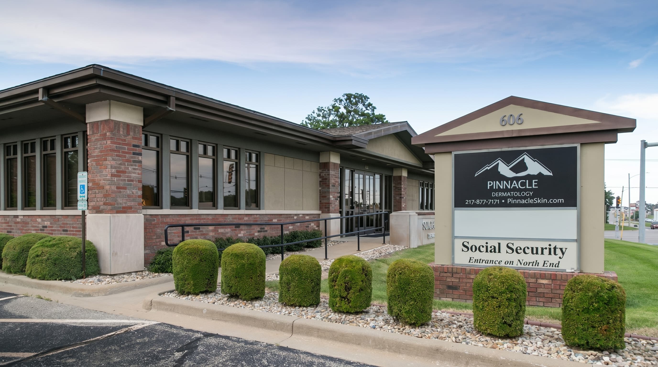 Pinnacle Dermatology - Decatur Headshot