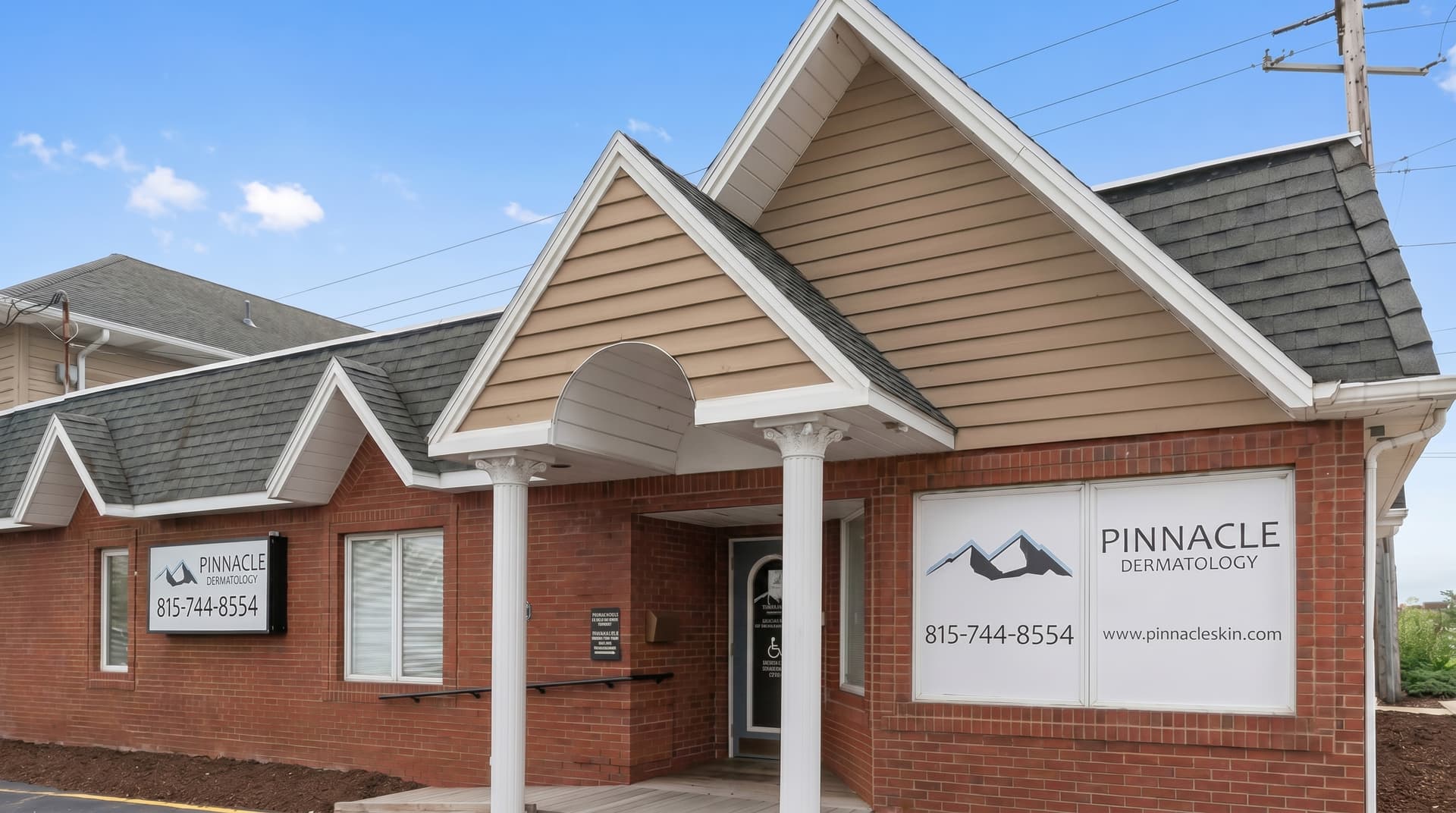 Pinnacle Dermatology - Ottawa Headshot