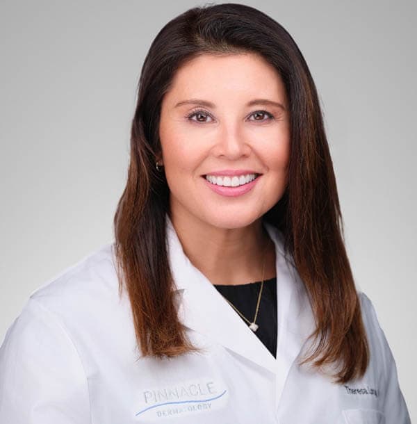 Theresa Longo Headshot