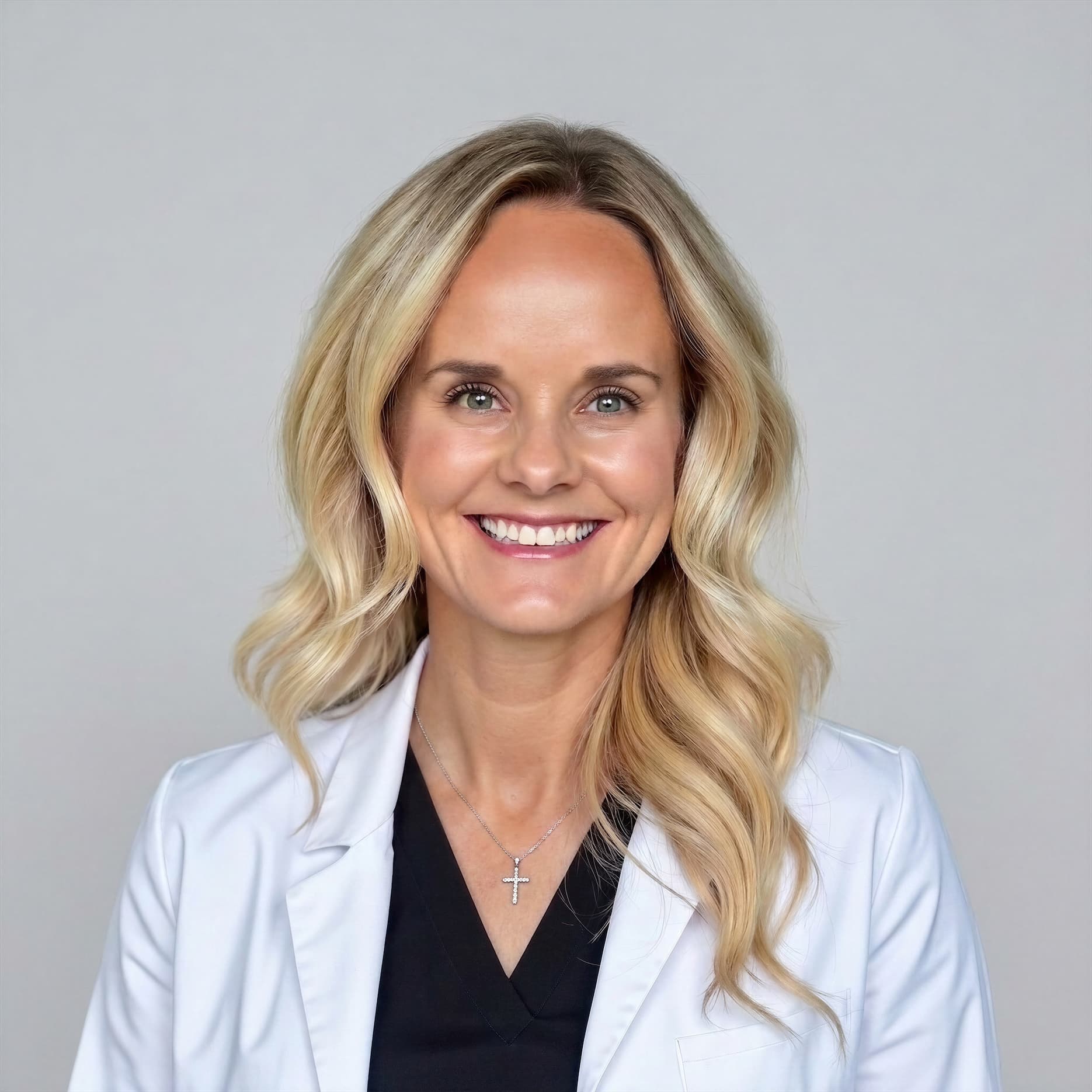 Angela Rogers Headshot