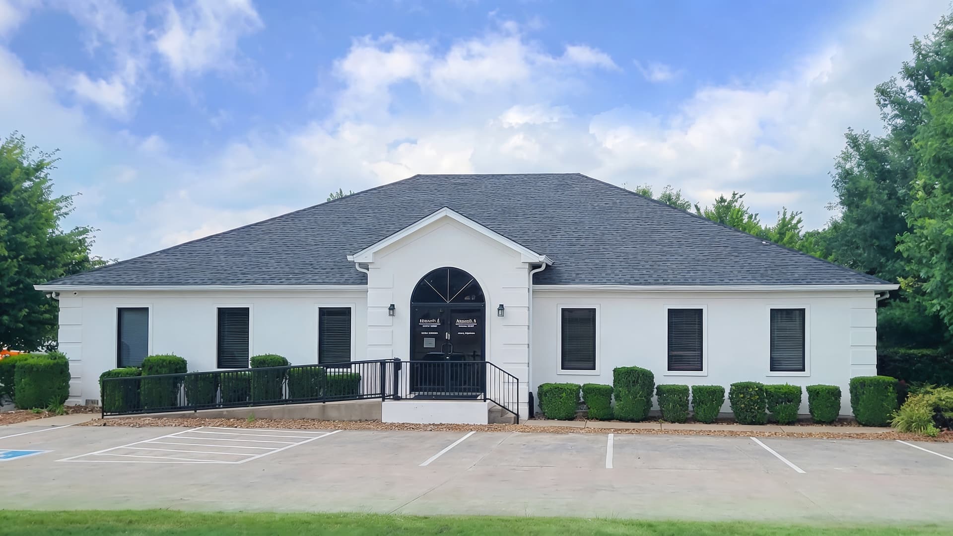 Pinnacle Dermatology -- Clarksville - 290 Clear Sky Headshot