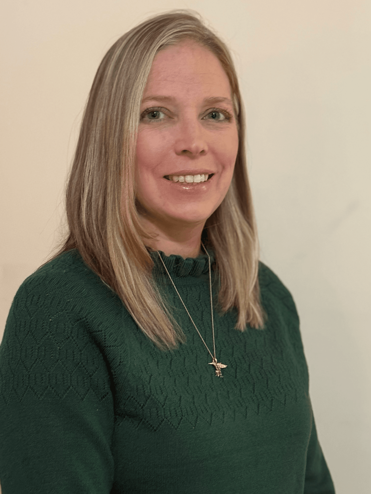 Amanda Shull Headshot